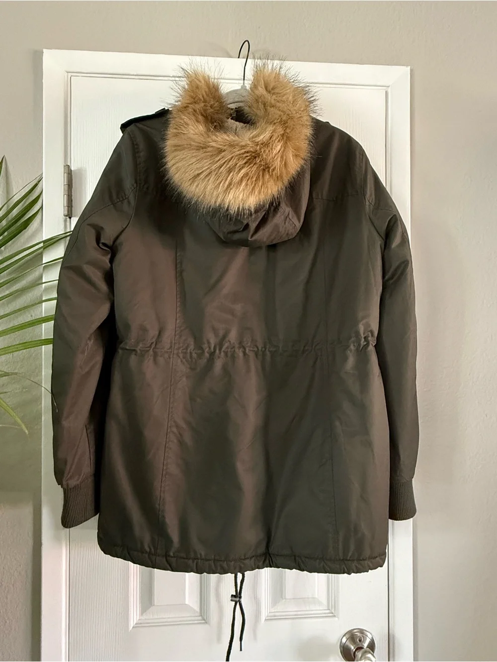 Levis Hooded Utility Parka with Sherpa Lining